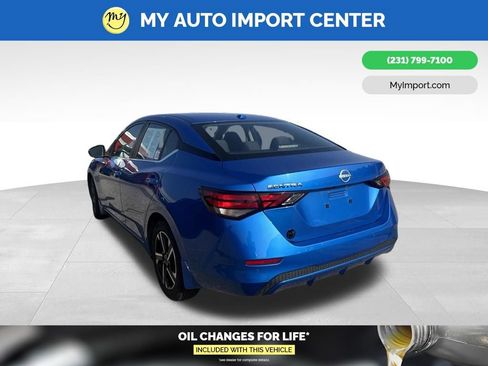 Used 2024 Nissan Sentra SV w/ All-Weather Package FWD image 5