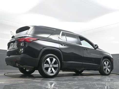 Used 2023 Chevrolet Traverse LT w/ LT Premium Package image 33