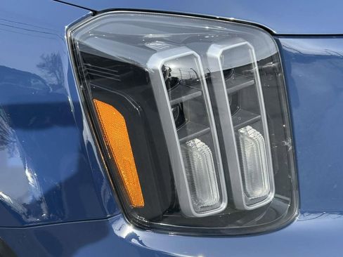 Certified 2024 Kia Telluride S w/ S Sunroof Package image 9