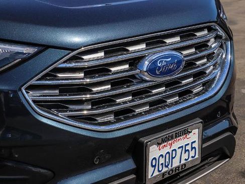 Certified 2023 Ford Edge Titanium w/ Class II Trailer Tow Package AWD/4WD image 5