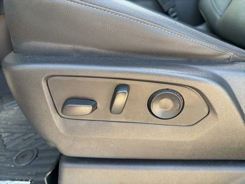 Used 2022 Chevrolet Silverado 1500 LT Trail Boss w/ LT Trail Boss Premium Package image 17