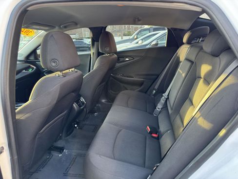 Used 2022 Chevrolet Malibu LT FWD image 27
