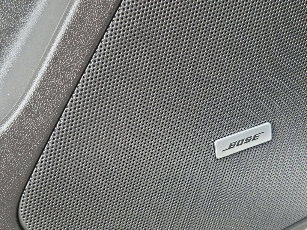 Certified 2023 Cadillac XT6 Luxury FWD image 17