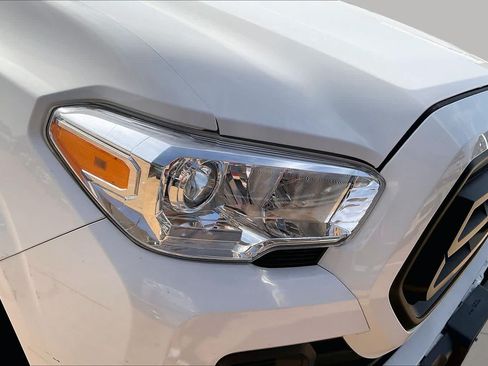 Used 2023 Toyota Tacoma SR AWD/4WD image 26