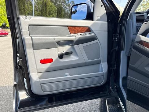 Used 2008 Dodge Ram 2500 Truck Laramie w/ Trailer Tow Group AWD/4WD image 19