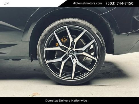Used 2024 Volvo XC60 T8 Polestar AWD/4WD image 41