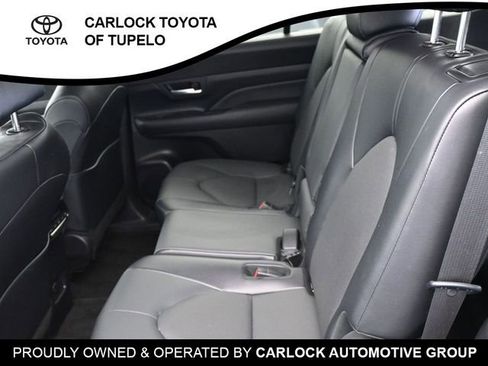 Used 2024 Toyota Grand Highlander XLE image 21