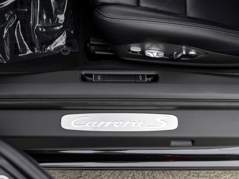 Used 2013 Porsche 911 Carrera S RWD image 26