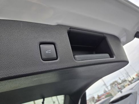 New 2026 Ford Escape SE image 22