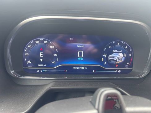 Certified 2024 Chevrolet Tahoe High Country w/ Advanced Technology Package image 18