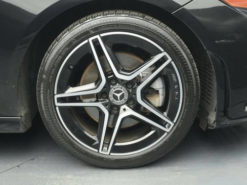 Used 2023 Mercedes-Benz CLA 250 4MATIC image 11