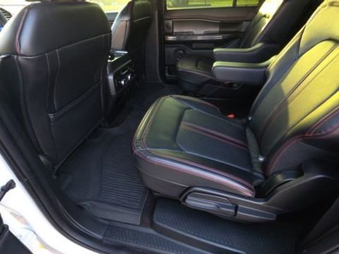 Used 2021 Ford Expedition Max Limited RWD image 18