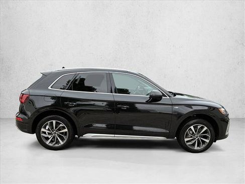 Used 2023 Audi Q5 2.0T Premium Plus w/ Premium Plus Package AWD/4WD image 4