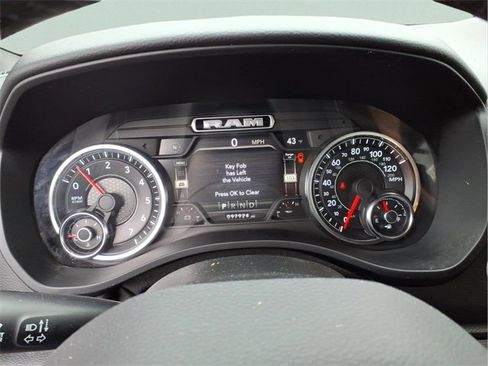 Used 2021 RAM 1500 Big Horn image 16