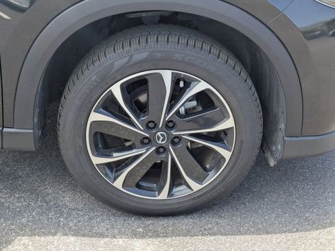 Used 2023 MAZDA CX-5 AWD 2.5 S w/ Premium Plus Pkg image 11