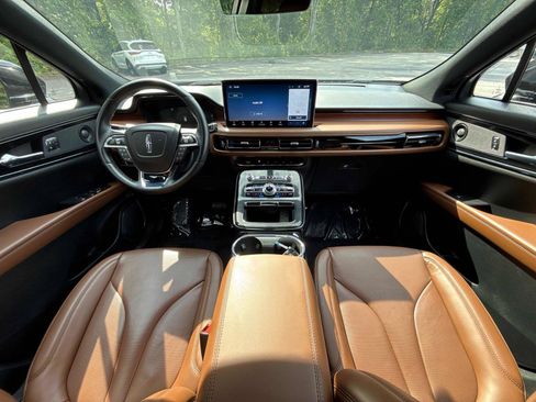 Used 2023 Lincoln Nautilus Reserve w/ Equipment Group 201A AWD/4WD image 13