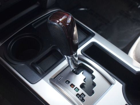 Used 2019 Toyota 4Runner Limited RWD image 13