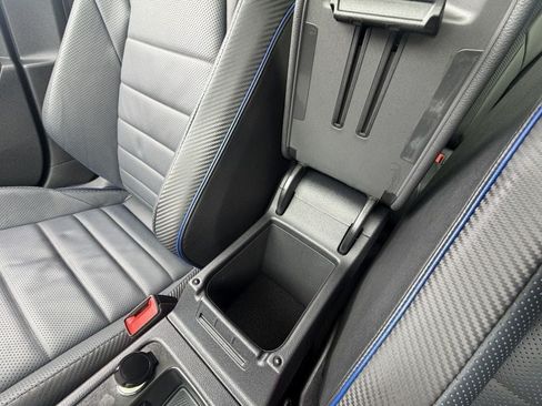Used 2024 Volkswagen Golf R AWD/4WD image 15