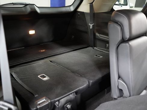 Used 2023 INFINITI QX60 Luxe w/ Cargo Package FWD image 26