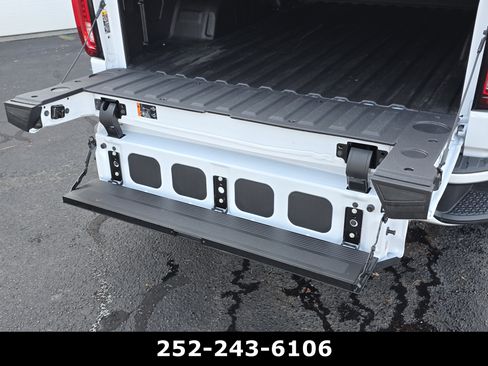 Used 2026 GMC Sierra 1500 Denali w/ Denali Reserve Package AWD/4WD image 36
