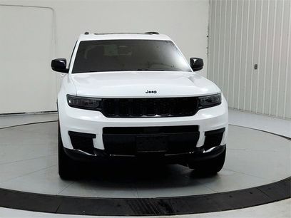 Used 2025 Jeep Grand Cherokee L Altitude