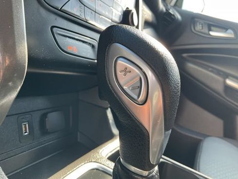 Used 2018 Ford Escape SE FWD image 20