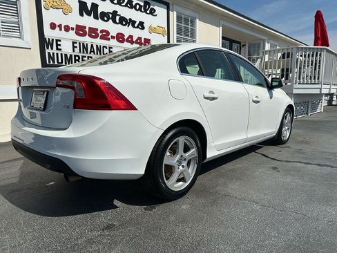 Used 2012 Volvo S60 T5 image 8