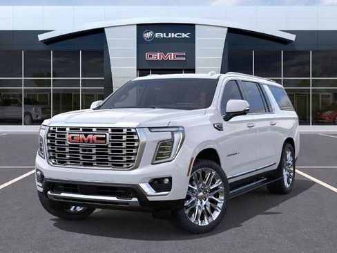 New 2026 GMC Yukon XL Denali w/ Denali Reserve Package image 6