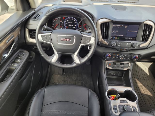 Used 2022 GMC Terrain Denali w/ Denali Premium Package AWD/4WD image 11