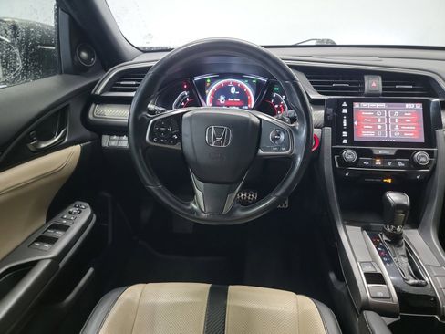 Used 2018 Honda Civic Sport Touring image 16