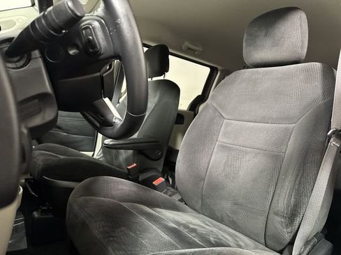 Used 2014 Dodge Grand Caravan American Value Package w/ UConnect Hands-Free Group image 19