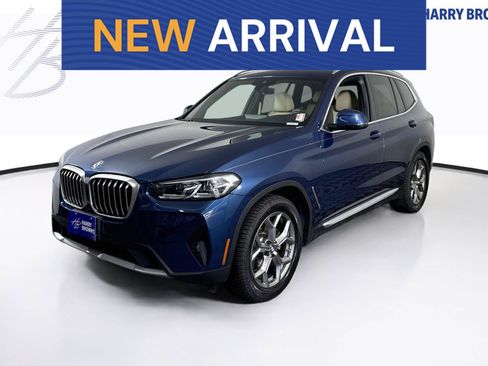 Used 2022 BMW X3 xDrive30i w/ Premium Package 2 (ZPA) AWD/4WD image 1