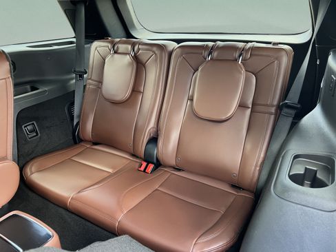 New 2025 Lincoln Aviator Reserve w/ Luxury Package RWD image 27