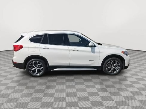 Used 2018 BMW X1 sDrive28i image 9
