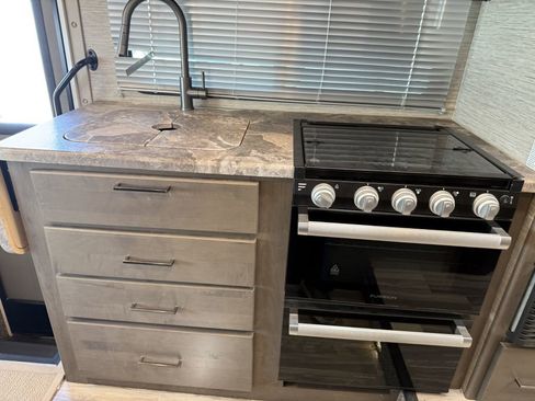 Used 2023 Ford E-350 and Econoline 350 Super Duty w/ Motorhome Prep Package image 50