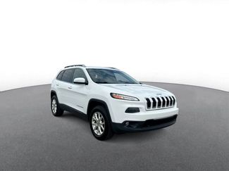 Used 2016 Jeep Cherokee Latitude w/ Cold Weather Group video 2