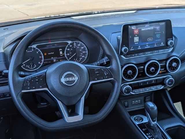 Used 2024 Nissan Sentra SV FWD image 11