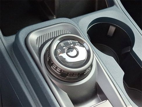 New 2025 Ford Maverick XL image 10