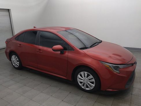 Used 2021 Toyota Corolla LE FWD image 11