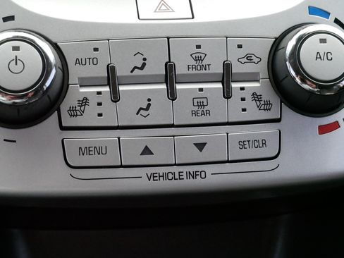 Used 2016 Chevrolet Equinox LT w/ Convenience Package AWD/4WD image 29