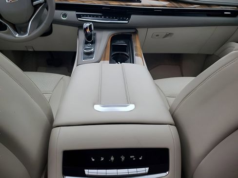 Used 2024 Cadillac Escalade Sport Platinum image 25