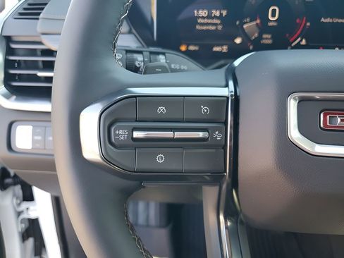 New 2026 GMC Acadia AT4 w/ Luxury Package image 32