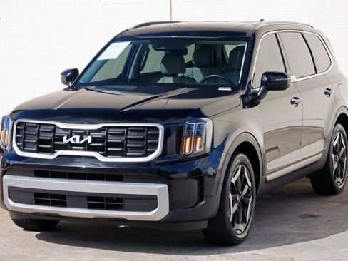 Used 2024 Kia Telluride S w/ S Sunroof Package FWD image 49