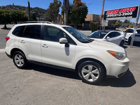 Used 2015 Subaru Forester 2.5i Premium w/ Popular Package #2 AWD/4WD image 1