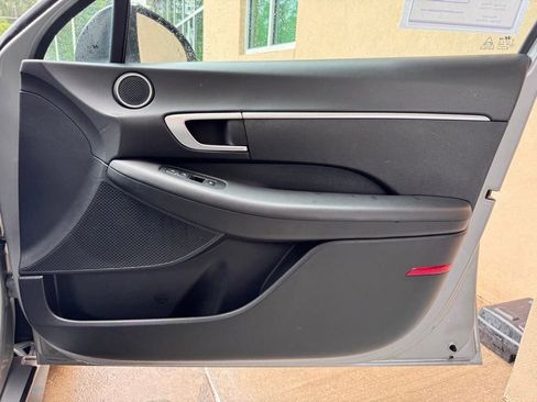 Certified 2023 Hyundai Sonata SE w/ Cargo Package FWD image 18