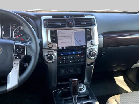 Used 2022 Toyota 4Runner Limited AWD/4WD image 7