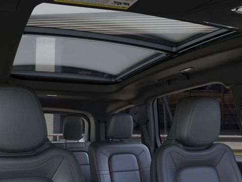 New 2025 Lincoln Aviator Reserve w/ Equipment Group 201A image 22