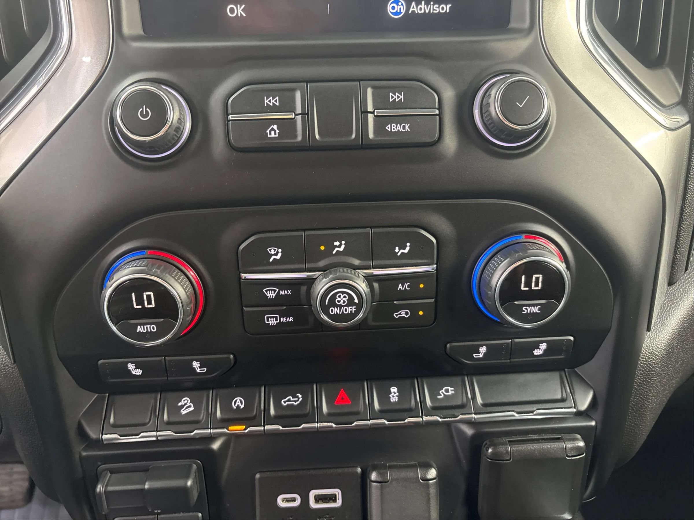 Used 2021 Chevrolet Silverado 1500 RST AWD/4WD image 35