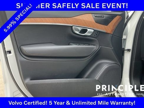 Certified 2023 Volvo XC90 B5 Plus AWD/4WD image 27