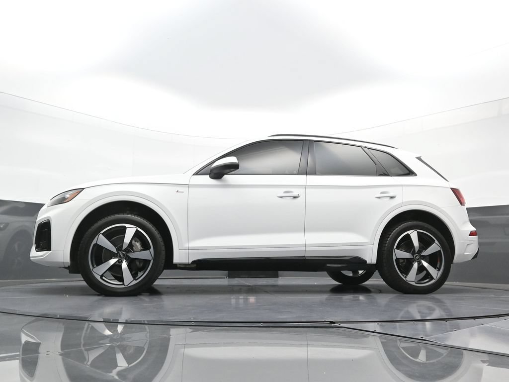 Used 2022 Audi Q5 2.0T Premium Plus AWD/4WD image 24